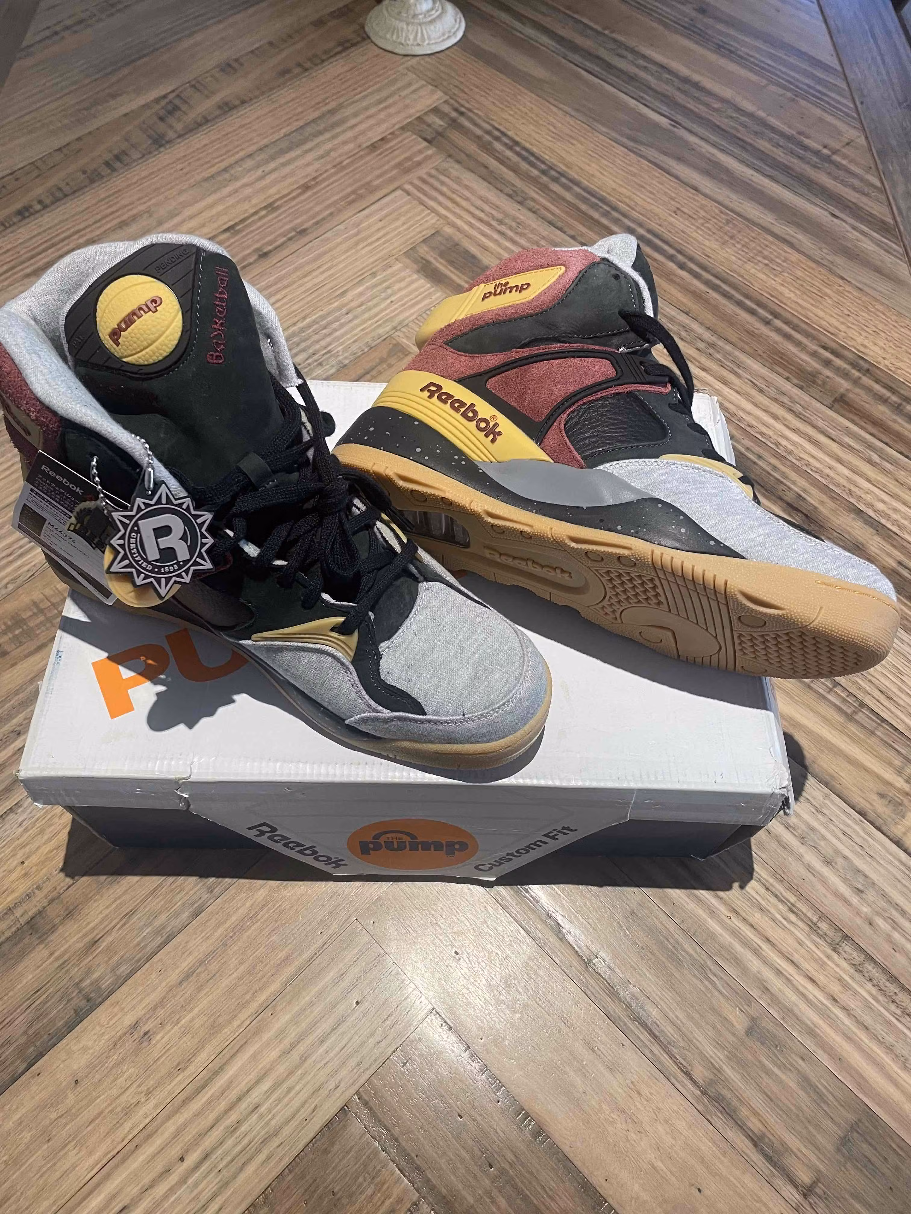 Bodega x Reebok The Pump Certified '25th Anniversary' M44376 Bodega x Reebok The Pump Certified '25th Anniversary' M44376